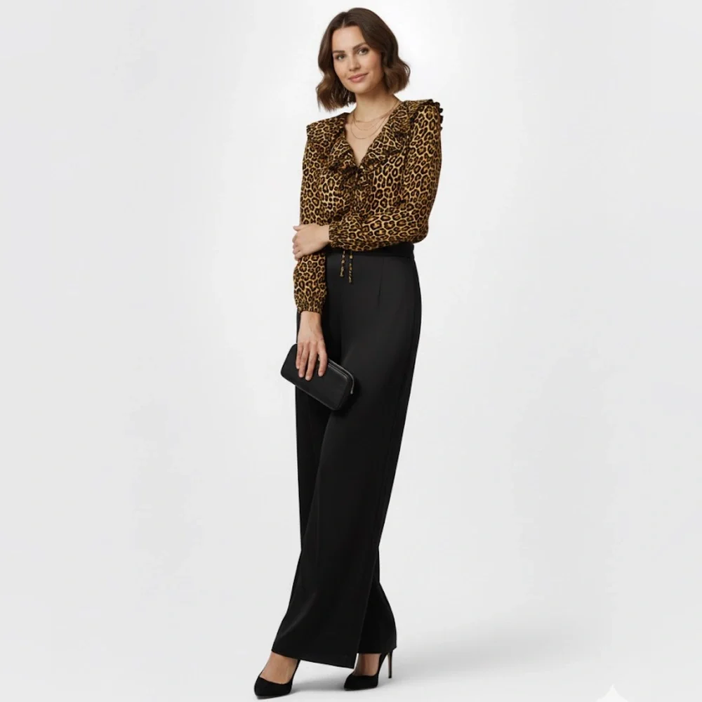 100# Versatile Leopard Print Blouse - never go out of style! - Picture 6 of 16